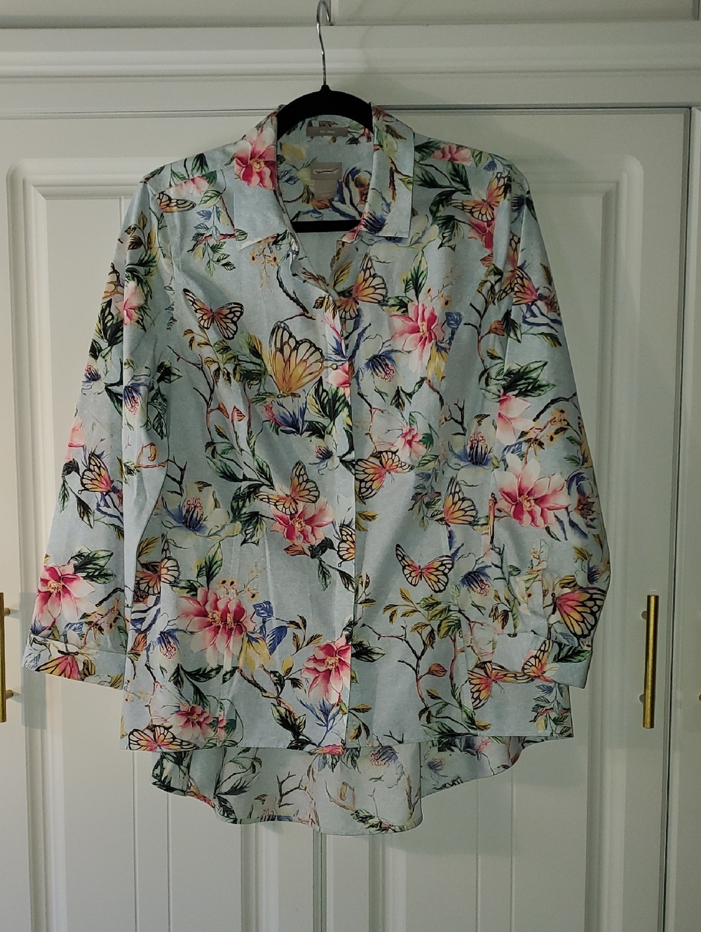 Chico's Light Blue Floral & Butterfly Shirt